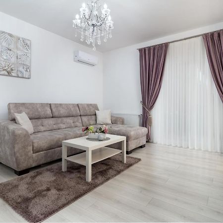 Premier Apartment Luceafarul ออราแด ภายนอก รูปภาพ