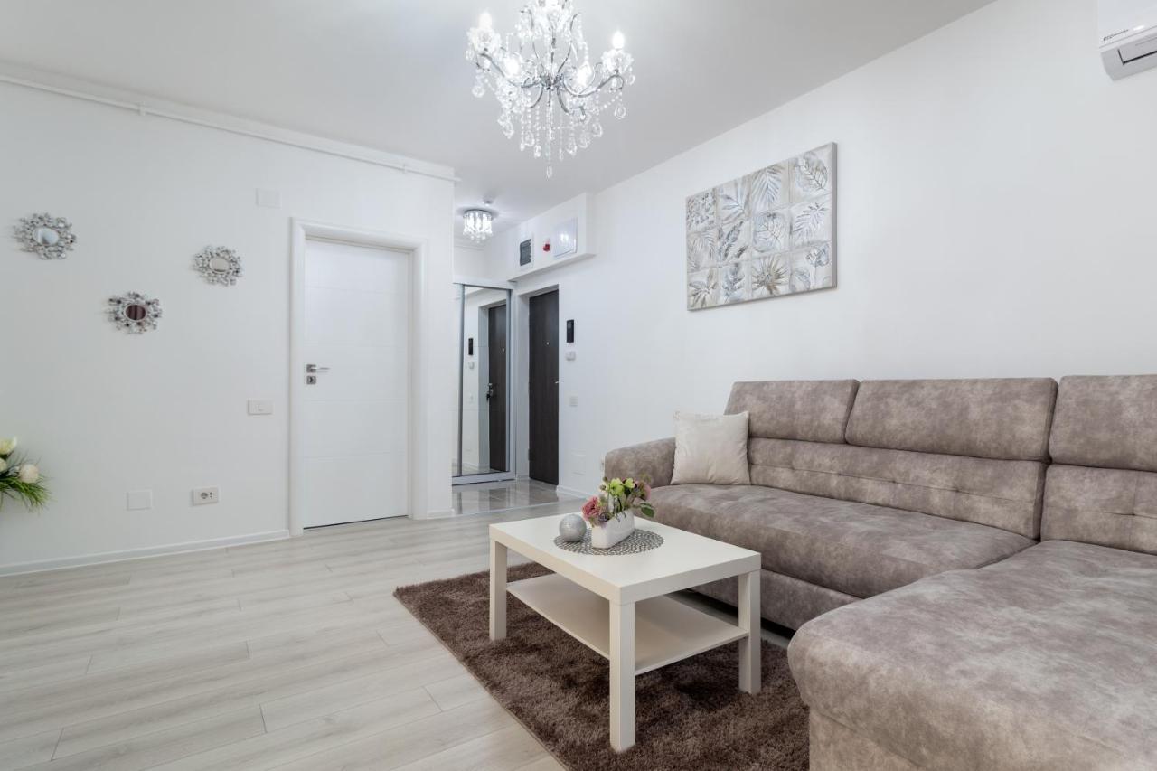 Premier Apartment Luceafarul ออราแด ภายนอก รูปภาพ
