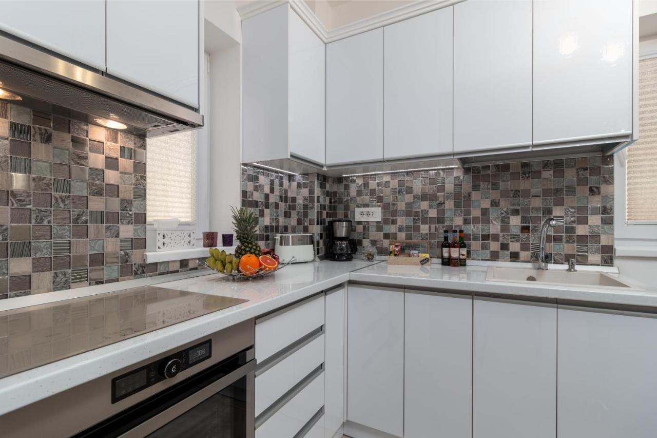 Premier Apartment Luceafarul ออราแด ภายนอก รูปภาพ