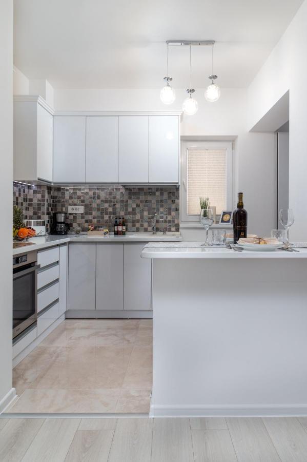 Premier Apartment Luceafarul ออราแด ภายนอก รูปภาพ